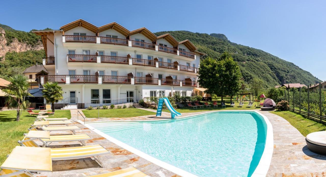 Hotel Garni Gruener Baum Лайвес Экстерьер фото