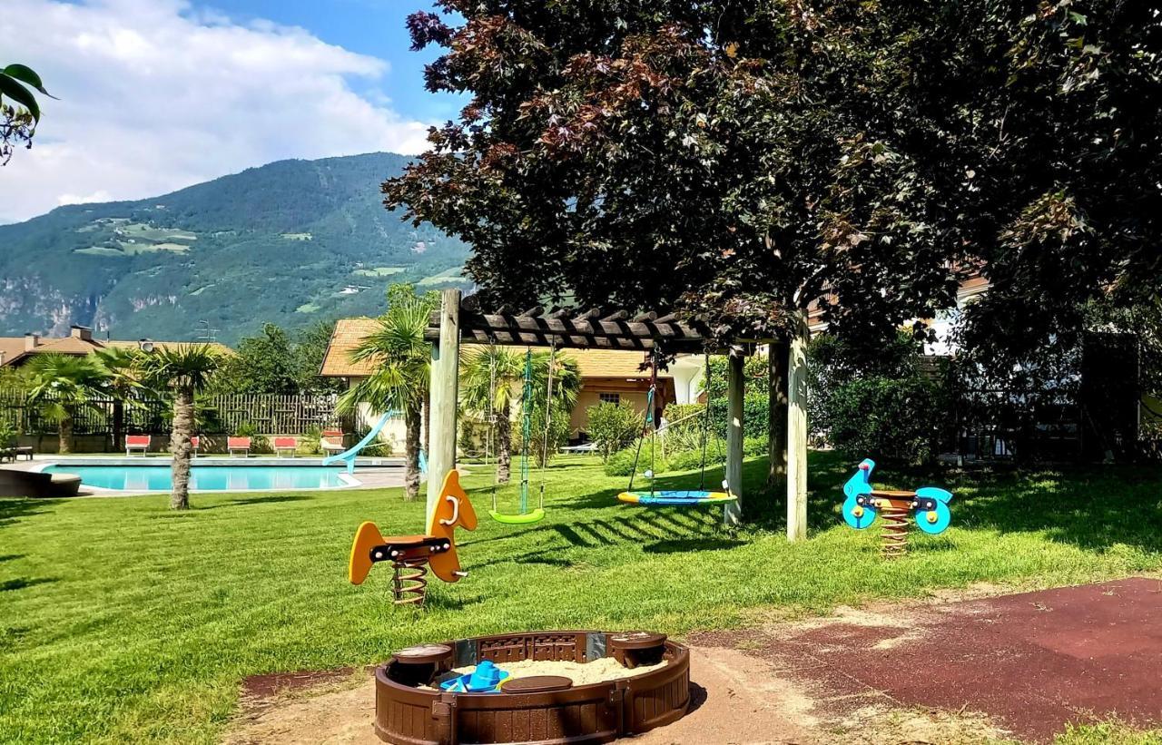 Hotel Garni Gruener Baum Лайвес Экстерьер фото